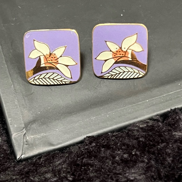 “Wild Lily” Square Earrings by Laurel Burch - Picture 1 of 2